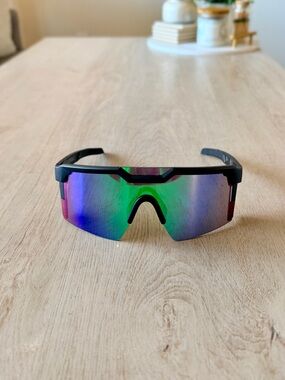 Heat Wave Sunglasses